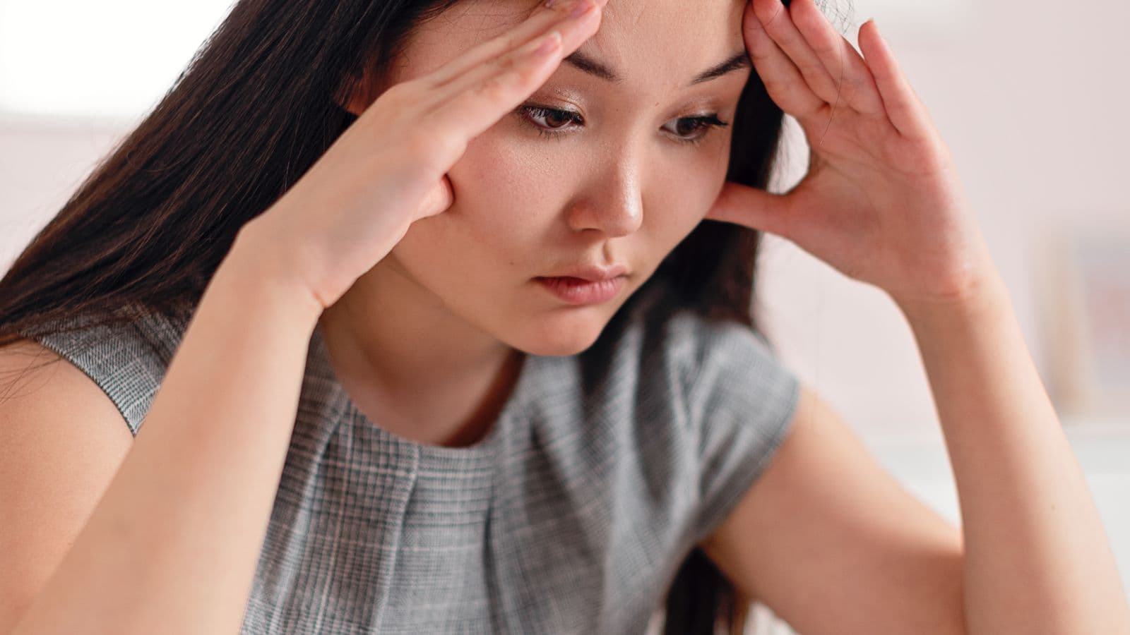 Cortisol Alto: O Guia Completo (Sintomas, Exames e Como Baixar)